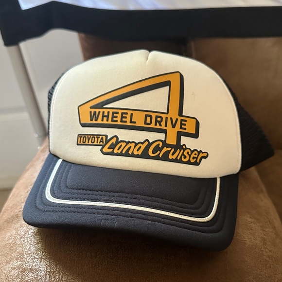NWOT Deadstocked Howler Bros 4 WD Toyota Land Cruiser  Foam Trucker Hat - Picture 1 of 2